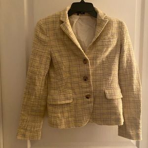Yellow blazer